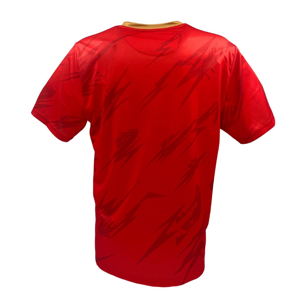 The Yonex YTM8 Men's Tennis T-Shirt in red/gold is a short-sleeved polyester jersey with breathable, moisture-wicking properties. It features abstract dark red lightning bolts and a rounded neck accentuated by a striking yellow collar detail, beautifully highlighted on the back.