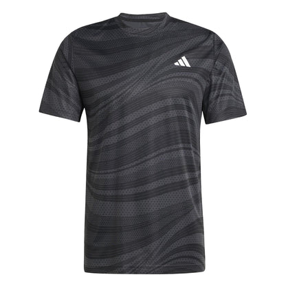 The ADIDAS Men's Club Graphic Tennis T-Shirt in black, crafted from 100% recycled materials, boasts subtle gray wave patterns and a white logo on the left chest. Its breathable AEROREADY fabric ensures ultimate comfort.